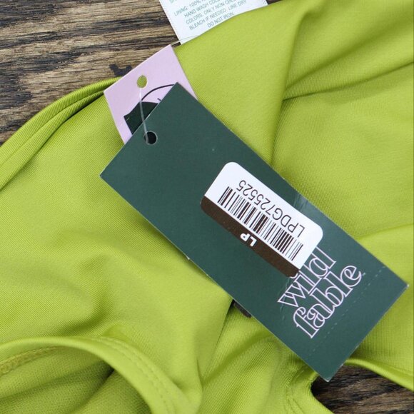 NWT Wild Fable Womens Ring Front Cut Out One Piece Swimsuit 87851363 S Green - Picture 4 of 5